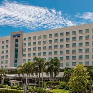 park-inn-by-radisson-davao.davao-hotels.com/