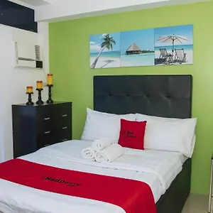 *** Inn Reddoorz @ Buendia Ave Makati Philippines
